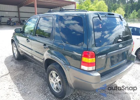 2003 Ford Escape Xlt z USA, uszkodzony, nr VIN 1FMYU031X3KA31076
